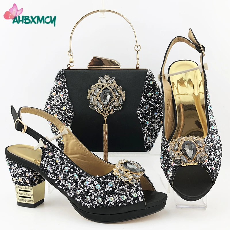 

Latest New Coming Nigerian Lady Shoes And Bag Set Italian Design Decorate with Rhinestone for Party in Peach Color