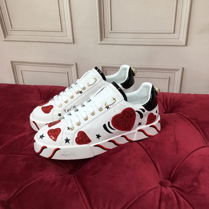 

Shoes For Women Men 2021 Lady White Trainers Flat Shoes Sneakers Low Top Run Away shoes Glitter Heart Luxury Designers Brand New