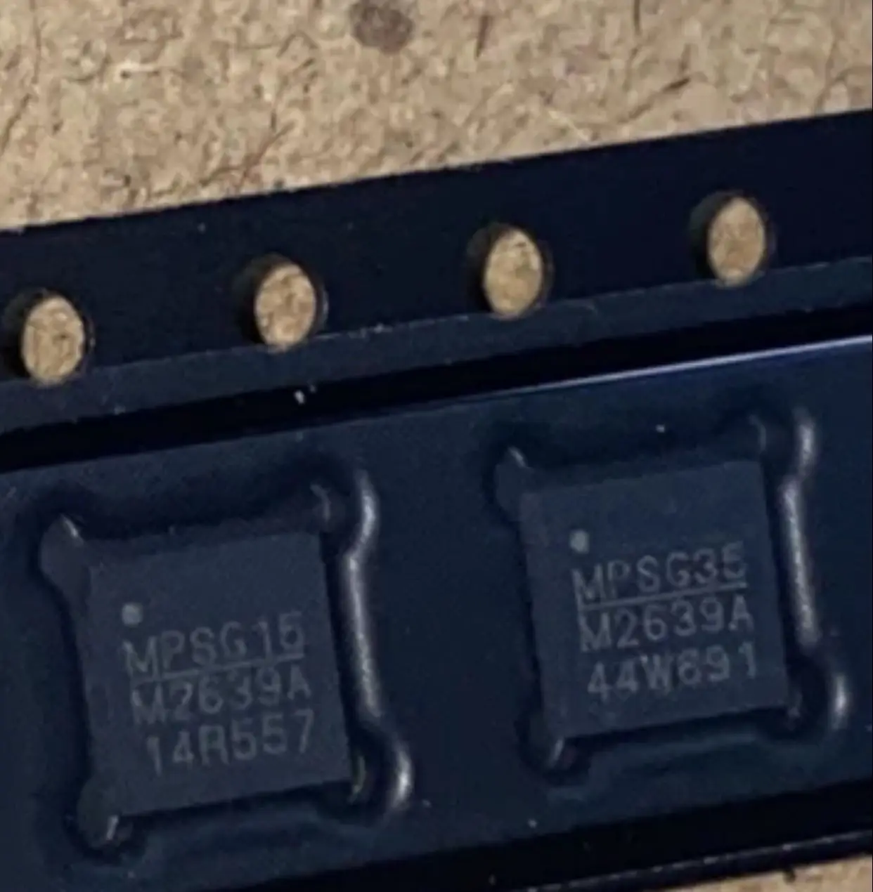 

10 шт./фотовспышка speedmp2639agr M2639A QFN26 MP2639AGRZ