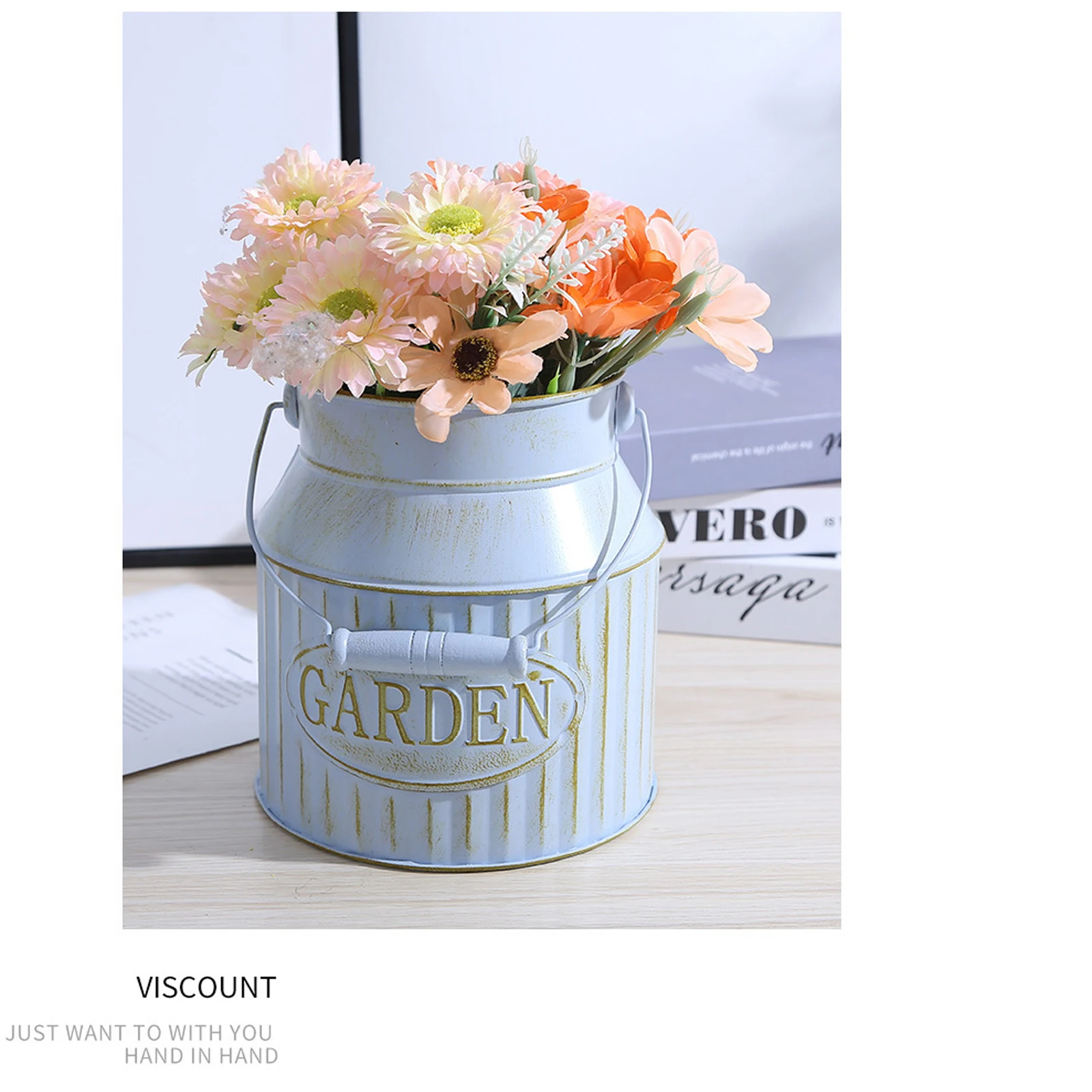 

Vintage Style Flower Vase Rustic Letter Pattern Metal Flower Pot Wedding Decorative Vase for Home Decor Grain Christmas