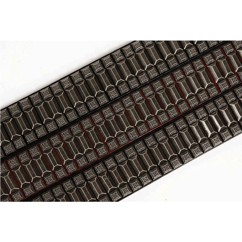 Ремень мужской кожаный тяжелый металлический пояс из денима с заклепками в стиле