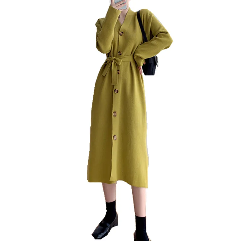 

Real Shot Autumn Winter 2020 New Mid Length Over Knee Bottoming Sweater With Overcoat Knitted Dress