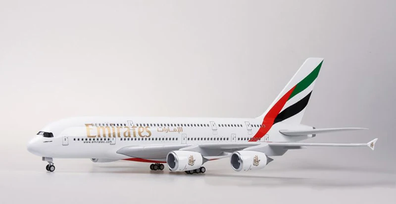 Литья под давлением 45,5 см 1/160 масштабная модель самолета Аэробус A380 Эмирейтс с трёхмерными чертёжами с светильник& колеса Пластик Смола самолет - Цвет: without light