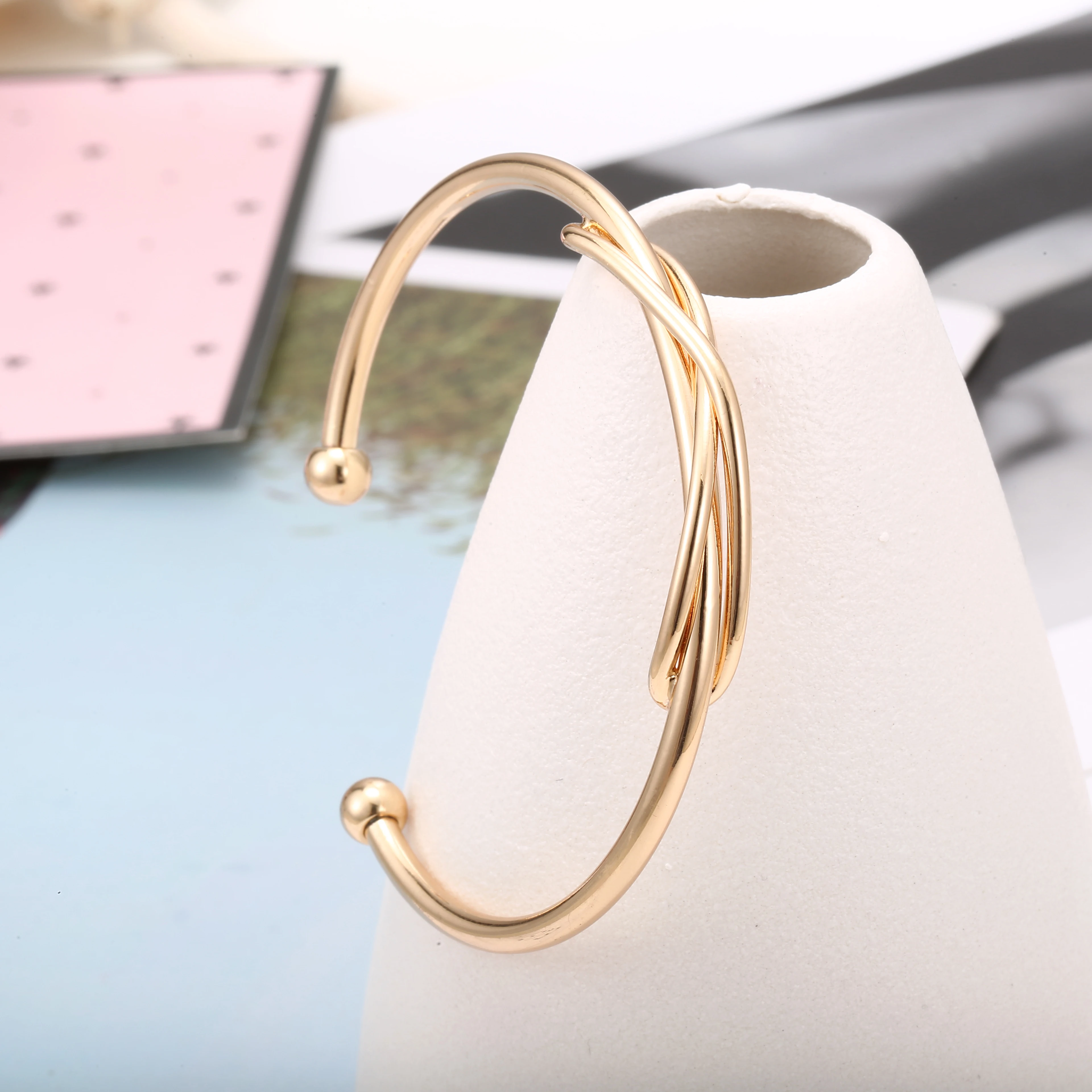 Женский Открытый браслет на запястье элегантный золотого цвета с простым