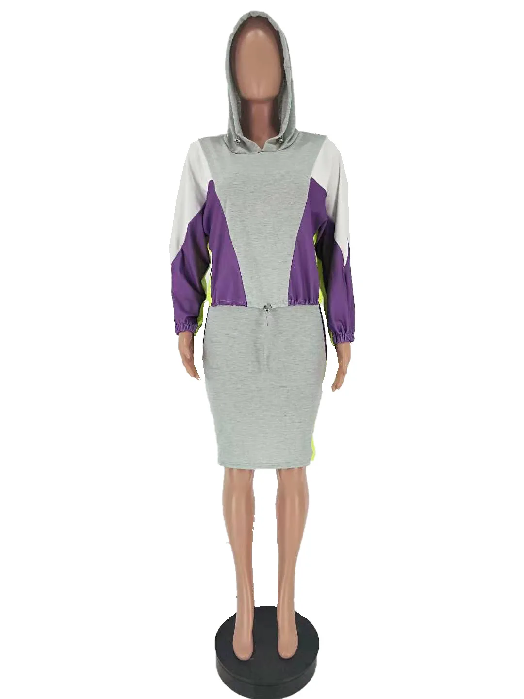 Комплект из двух предметов толстовка с длинными рукавами + юбка Праздничная