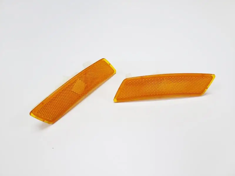 

2PCS Amber Front Bumper Side Marker Light Reflector For VW Beetle 2012-2019