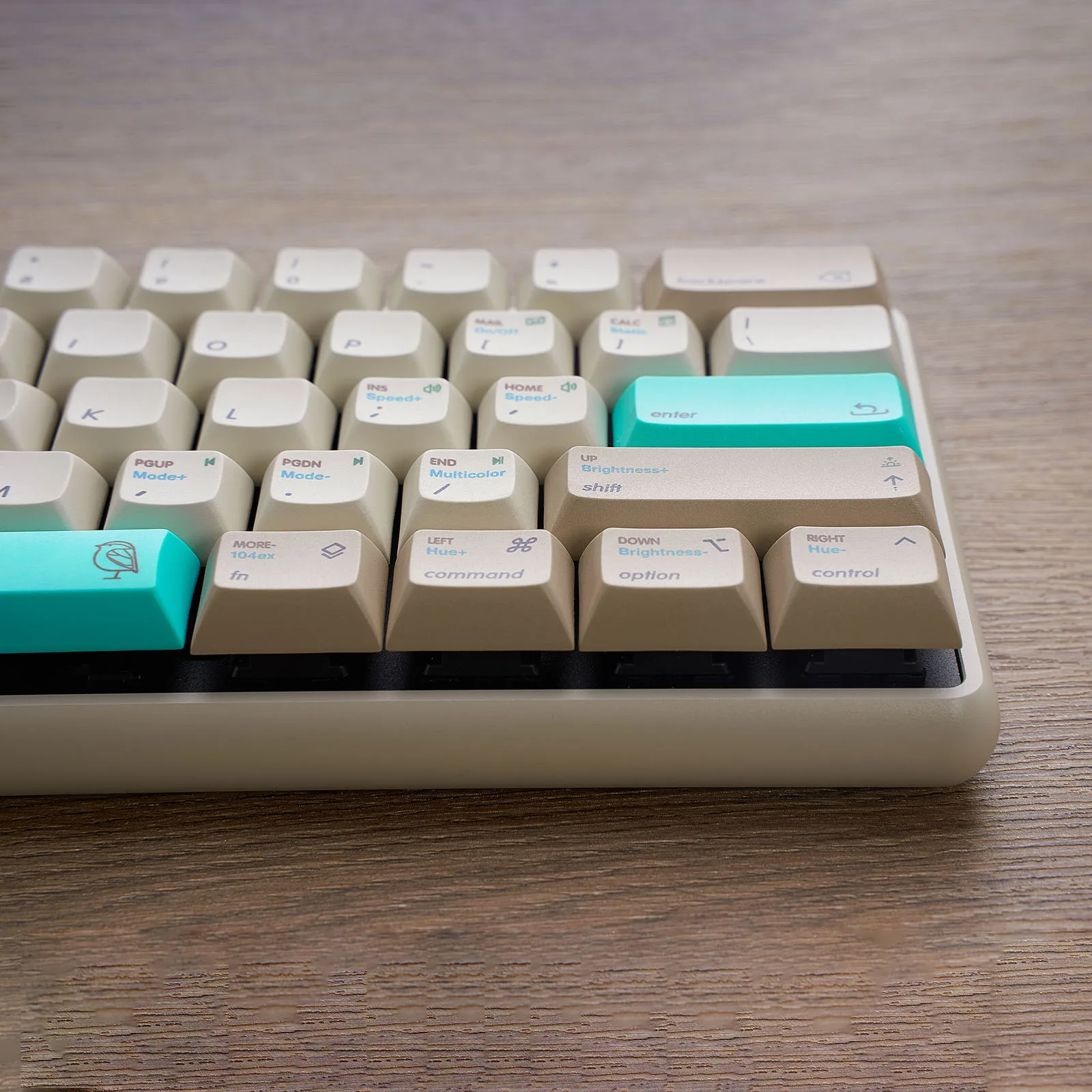 

Round61 60% Mechanical Gaming Keyboard for Win/Mac/ios/Linux (Compatible with all Cherry MX Switches ) - TTC Brother Switches