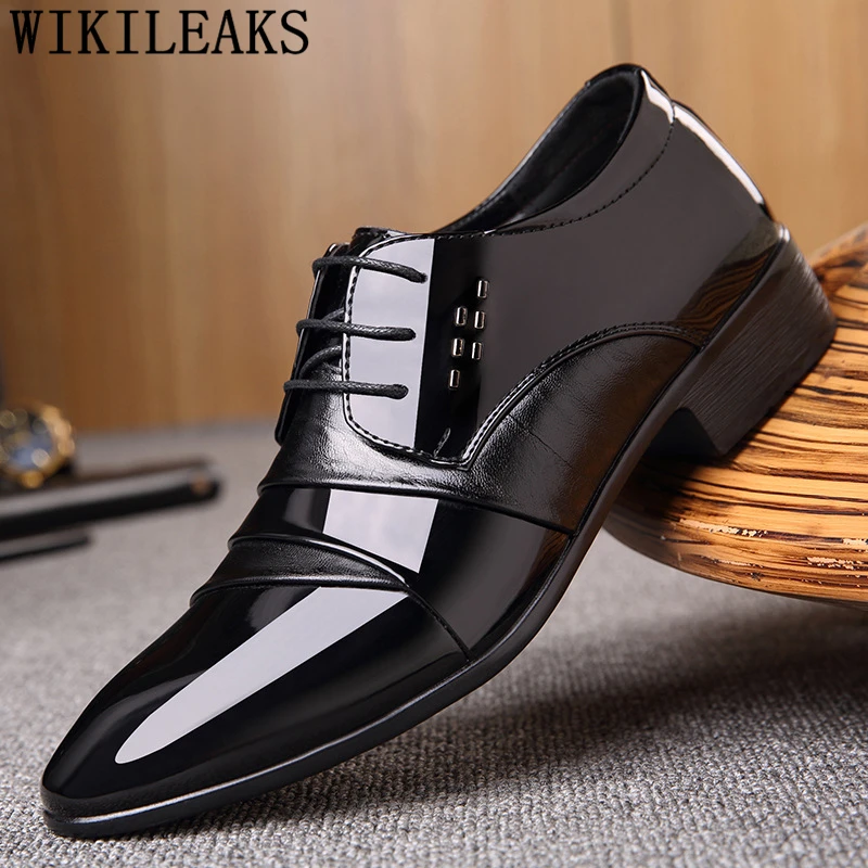 Black Dress Coiffeur Dressing Shoes For Men Formal Italian Dress Office Shoes Men 2023 Patent Leather Shoes Men Classic Zapatos