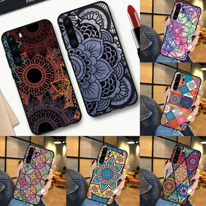 

MANDALA Retro flower pattern Phone Case For Huawei NOVA 2 2i 2s 3i 4 4e 5 plus P10 lite 20 P20 pro honor10 Cover Shell Funda