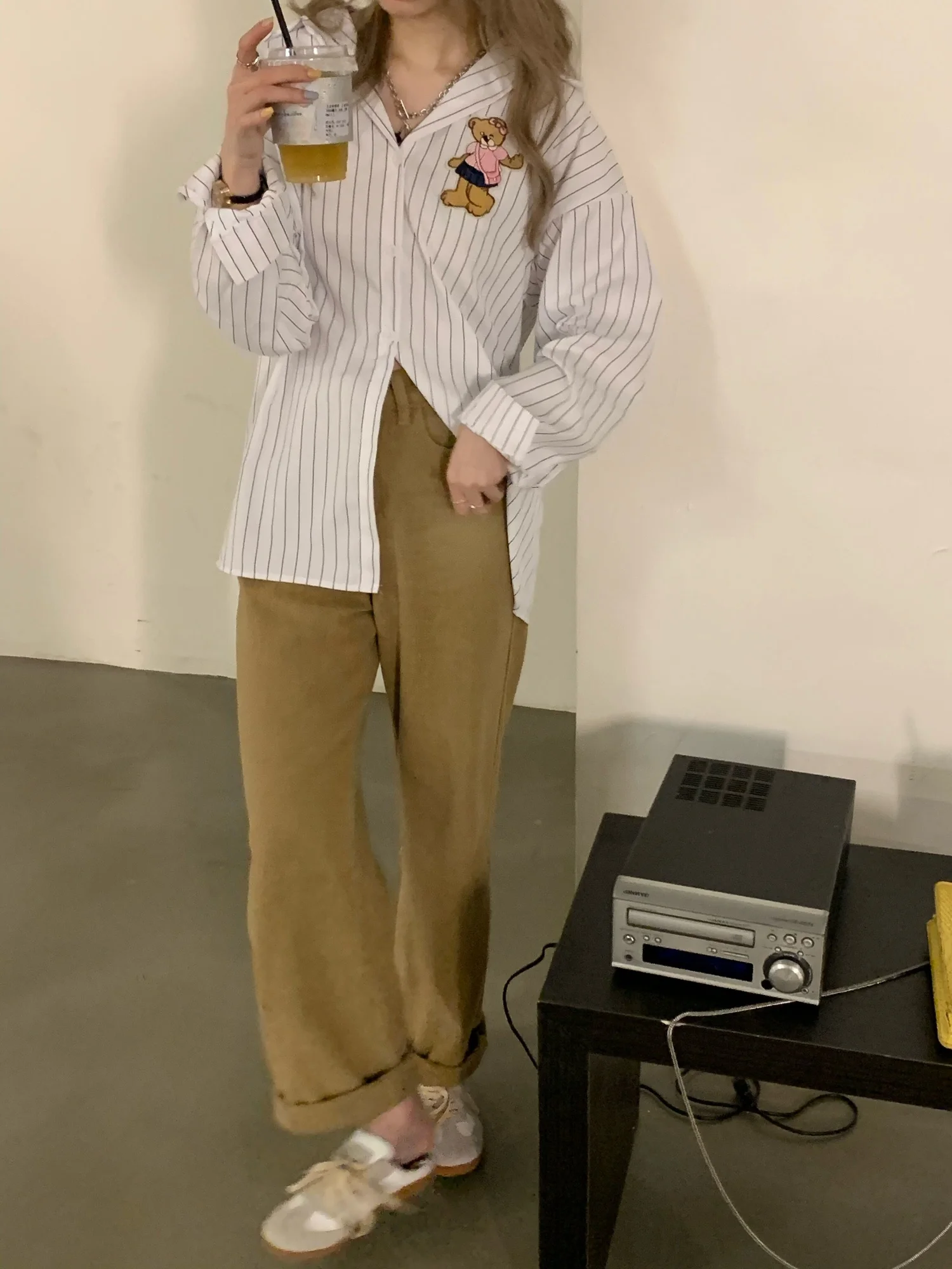 Энергичная маленькая мягкая рубашка для девушек в Корейском стиле школы и