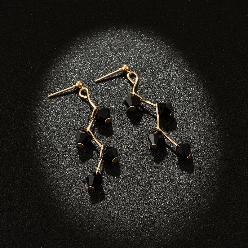 2019 модные элегантные черные хрустальные длинные серьги в виде капли золотого