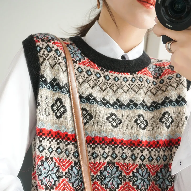 

BELIARST 2020 Spring New 100% Cotton Vest Women Retro Jacquard Loose Sweater Knit Vest O-Neck Ruffled Pullover