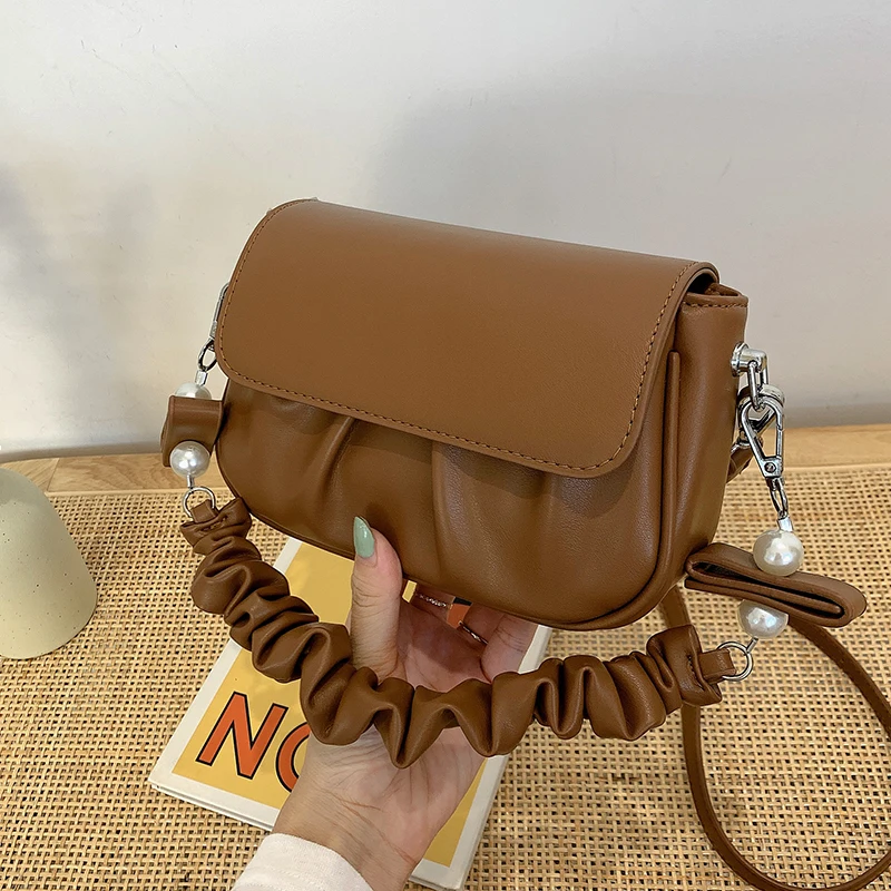 

Senior Retro Bag 2021 New Female Bag Autumn Messenger Bag Shoulder Bag Underarm Bag Square Bag Width: 20cm
