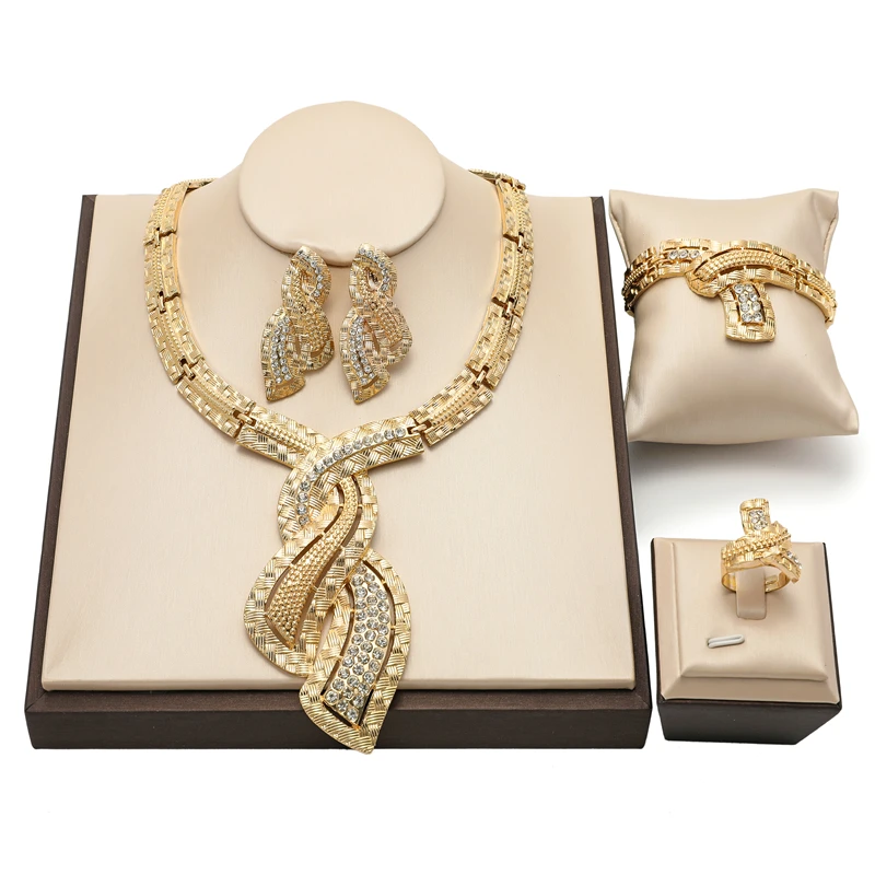 

Fashion African beads Women custome Jewelry Sets nigerian Wedding new design jewelry set Dubai Gold Bridal jewelry set Wholesale