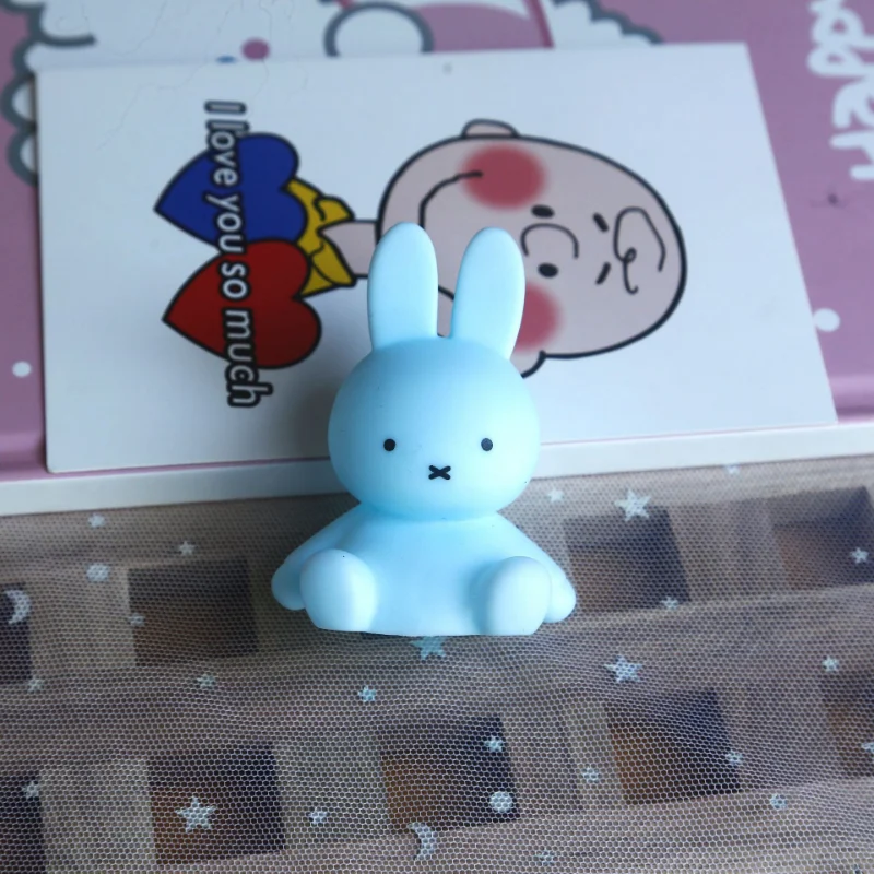 

Animal Squeezing Toy Decompression Trick Vent Toy Screaming Toy Hanging Ornament