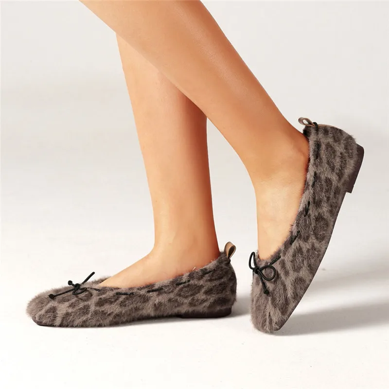 2019 женская обувь на плоской подошве Модные женские Леопардовые балетки зимние