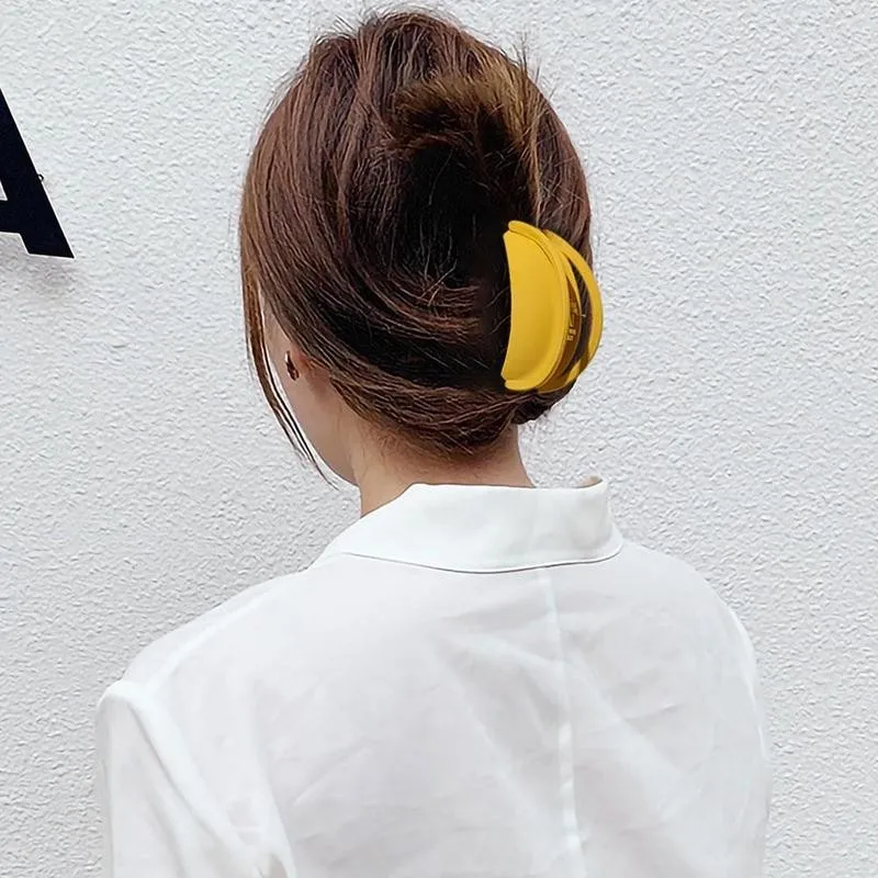 

2020 New Korea Color Frosted Hair Clip Simple Acrylic Banana Clip Hair Accessories For Women