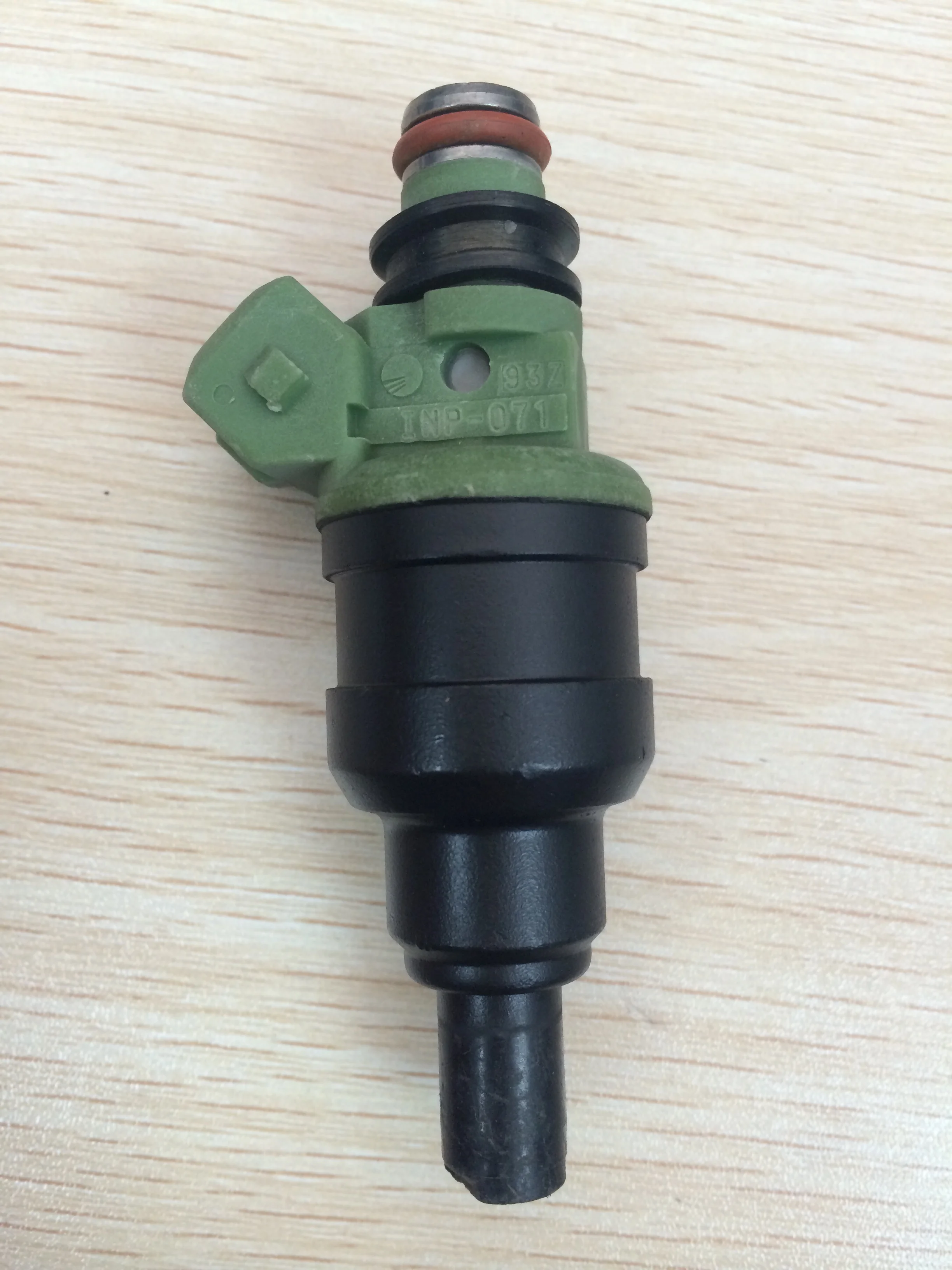Натуральная Топливная форсунка INP 071 INP071 для MITSUBISHI|fuel injection nozzle|injection nozzlefuel nozzle |