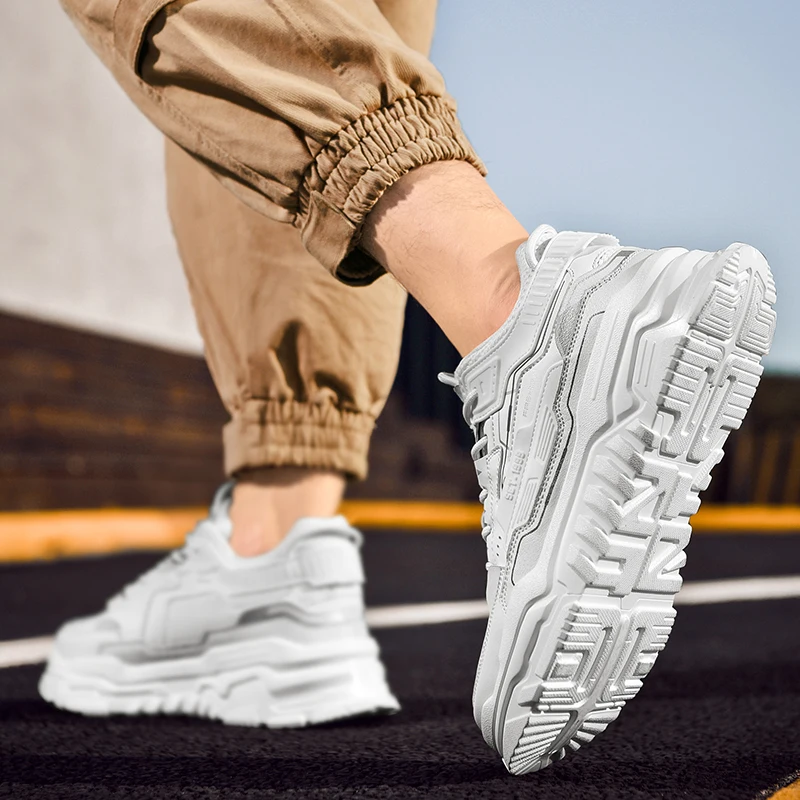 New Men's Sneakers Autumn Breathable Running Shoes Men Loafers Shoes High Quality Antiskid Damping Sports Shoes Trendy Men Shoes