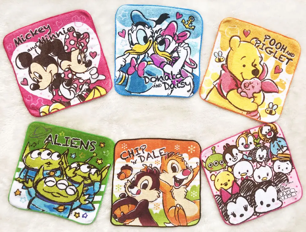 Маленькое квадратное полотенце Disney с мультяшным Микки Маусом детское слюнявчее