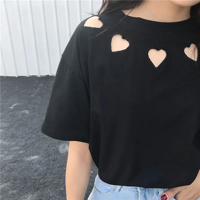 

Woman Heart Shape Hollow Loose Tee Shirts Summer Women Short Sleeve T-shirts O-Neck Tee Tops