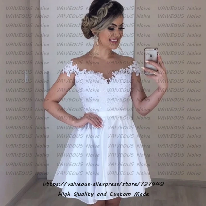 Атласное кружевное вышитое бисером романтическое платье невесты бальное с