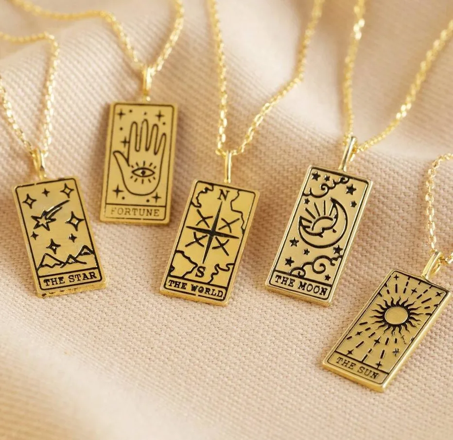 

Gothic Square Amulet Enamel Tarot Card Pendant Necklace Gold Platd Moon Sun World Love Power Necklaces Couple Jewelry Gifts