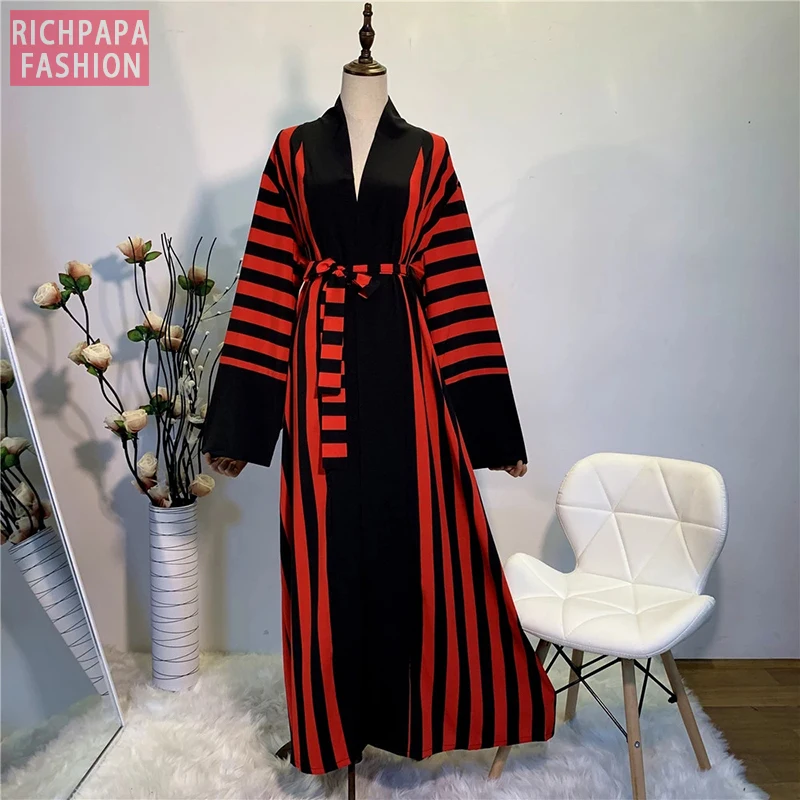 Женское кимоно в полоску мусульманском стиле | Тематическая одежда и униформа