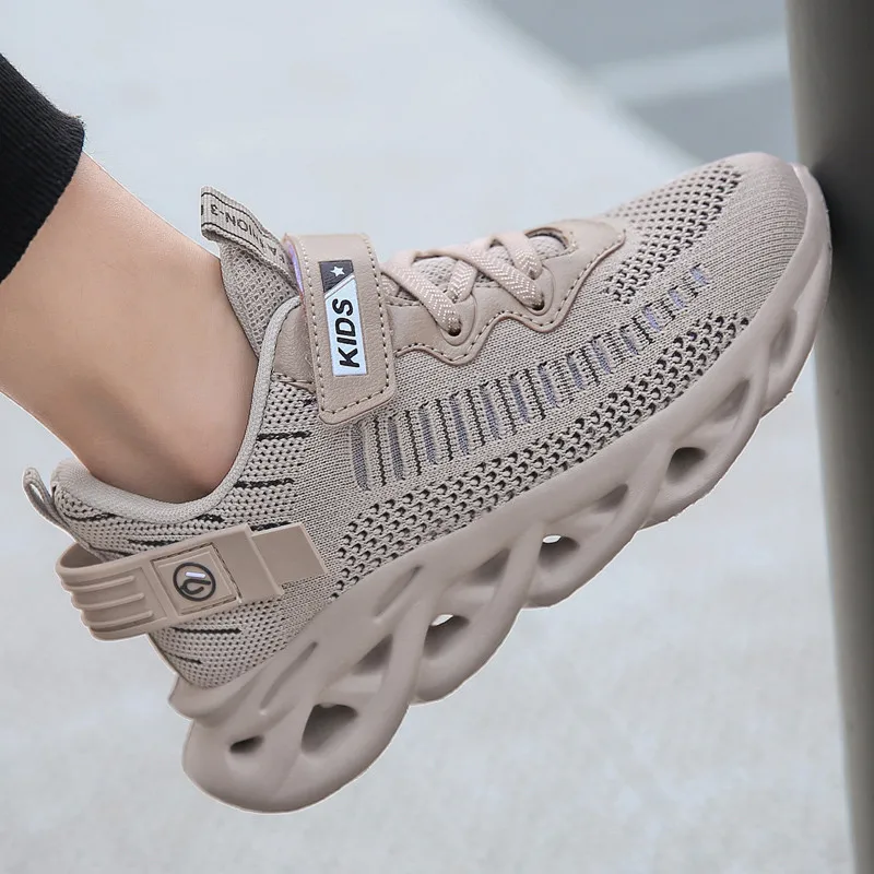 

2021 Breathable Mesh Casual Sports Shoes for Boys Autumn Sneakers Kids Shoes Running Children Shoes soft bottom shoes