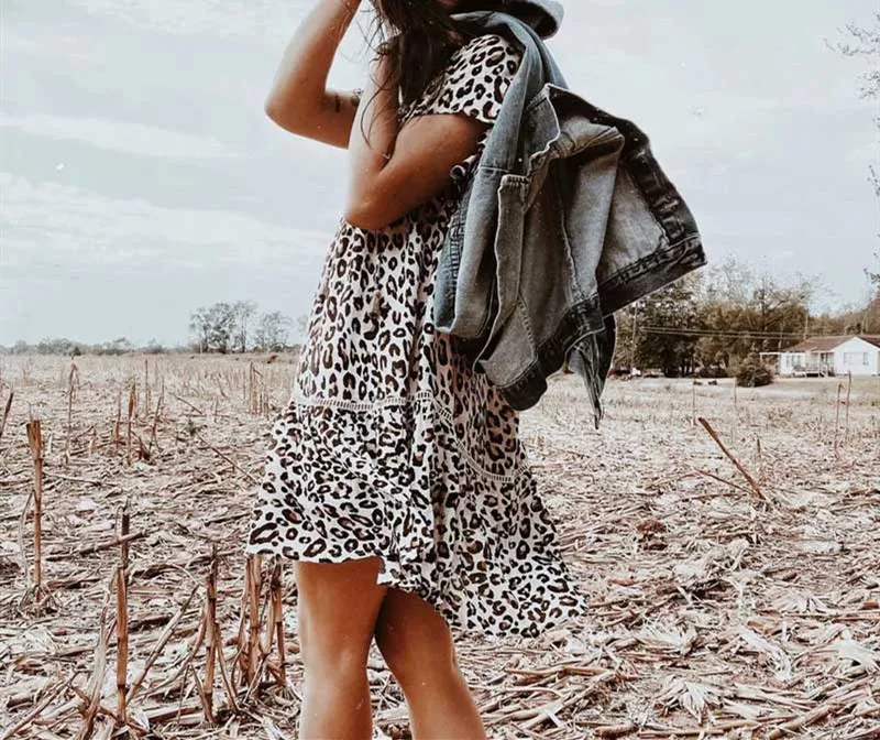 Мини платье в стиле бохо с леопардовым принтом ремнем на завязках женское