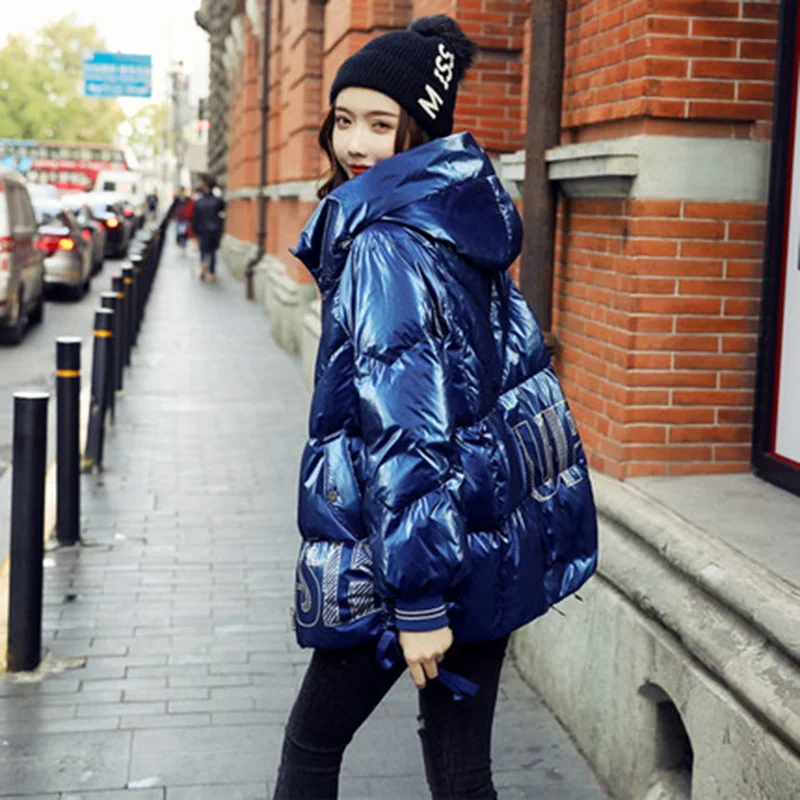 

Высококачественный новый корейский глянцевый пуховик, Женская куртка 2021, зимний пуховик на белом утином пуху, пуховик с принтом, Свободная Женская куртка