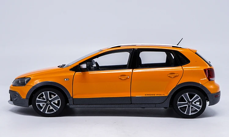 Высокая тщательная 1:18 VW 2012 2013 POLOGTI сплав модель автомобиля статические металлические модельные автомобили оригинальная коробка для подарков коллекция