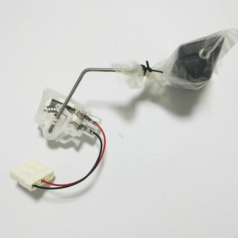 Новый датчик положения топлива/Датчик резервуара для Toyota Camry давления топлива 83320