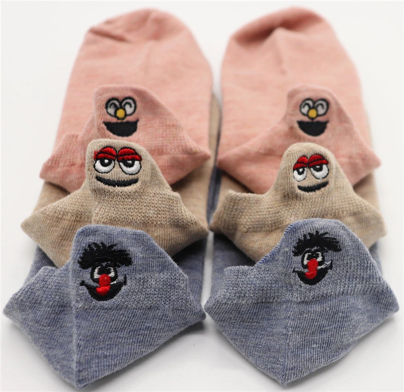 ZT 21 3PAIRS Kawaii Embroidered Expression Women Socks Happy Fashion Ankle Funny Socks Women Cotton Summer Candy Color - Цвет: ZT 21
