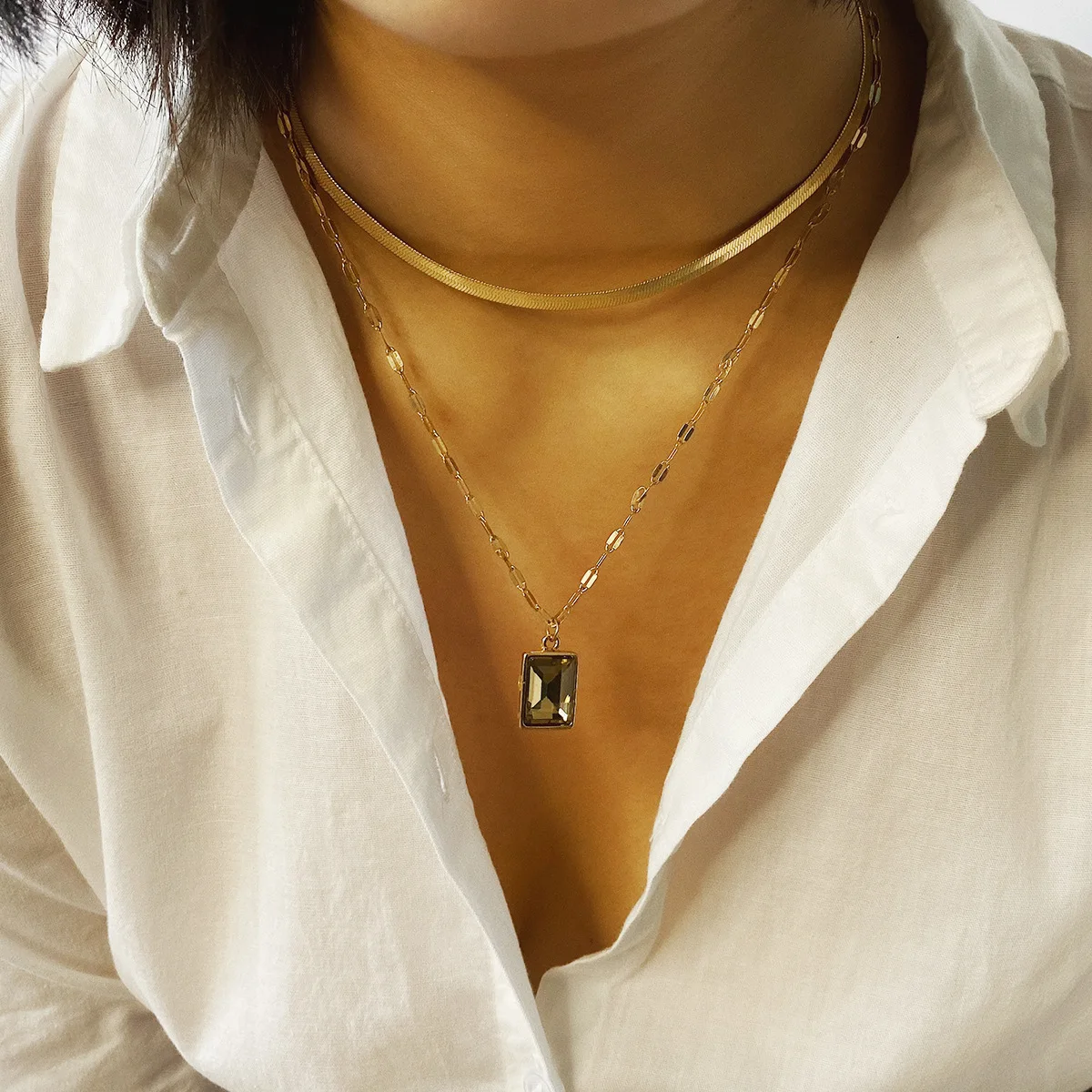 Женское многослойное ожерелье цепочка ZA в стиле панк массивное с кулоном виде