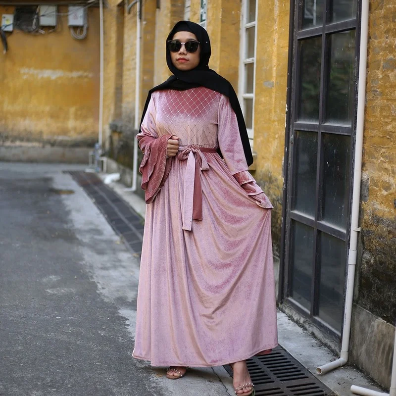 

Women Pink Velvet Abaya Kaftan Dubai Hijab Muslim Dress Islamic Clothing Turkish Dresses Abayas Caftan Pakistan Robe Musulman