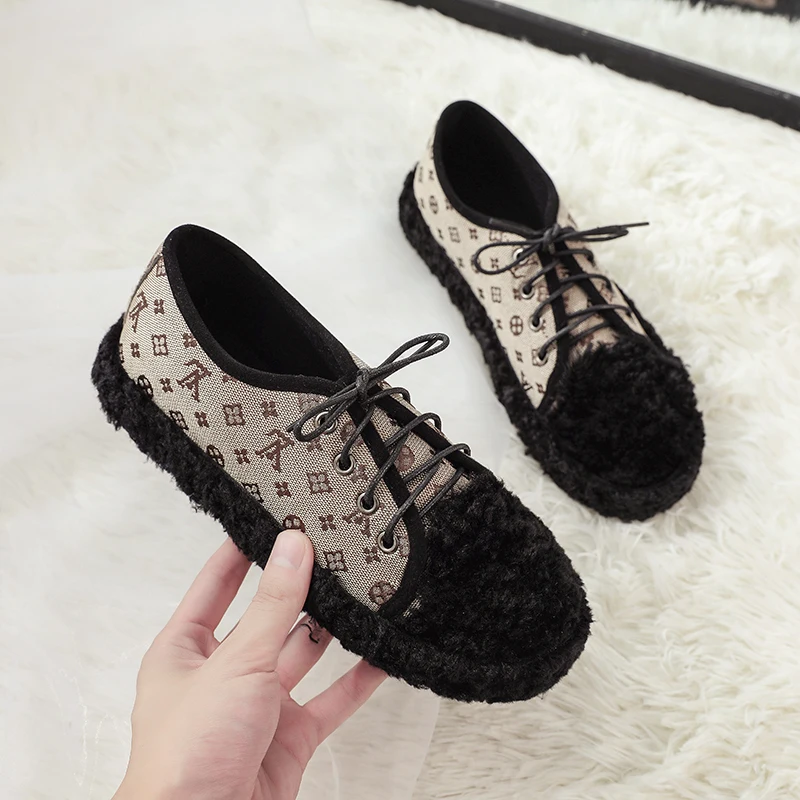 High Quality Autumn Shoes Woman Flat Black Fur Plush Loafers Women Casual Lace Up Zapatos Mujers |