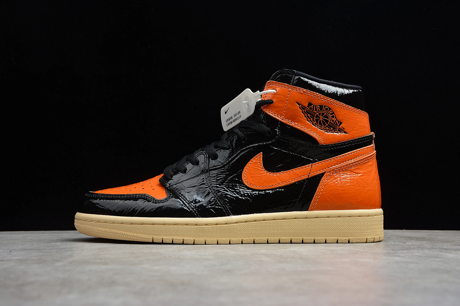 

Original Air aj 1 Womens Infrared OG Basketball Shoes Colorful High Top aj Sneakers Womens Size 36-46