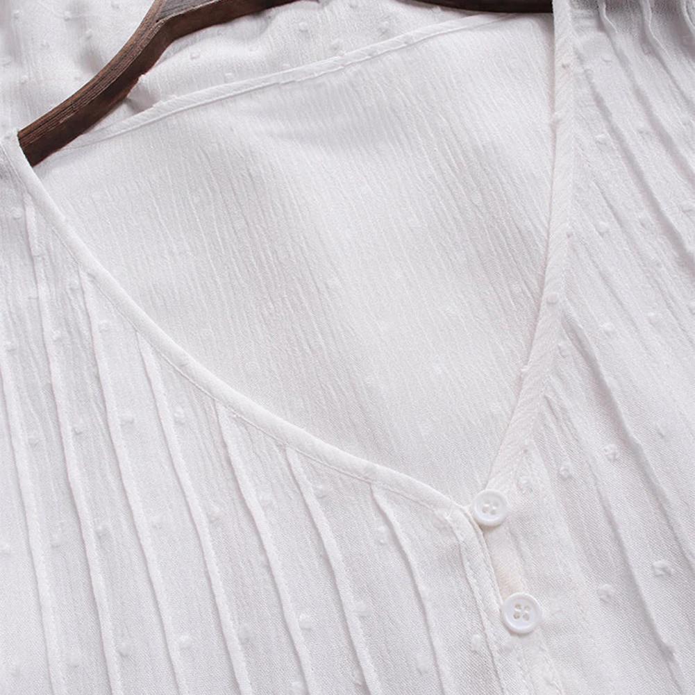 Женская ажурная блузка с полурукавами цветочный кружевной подол и пуговицами