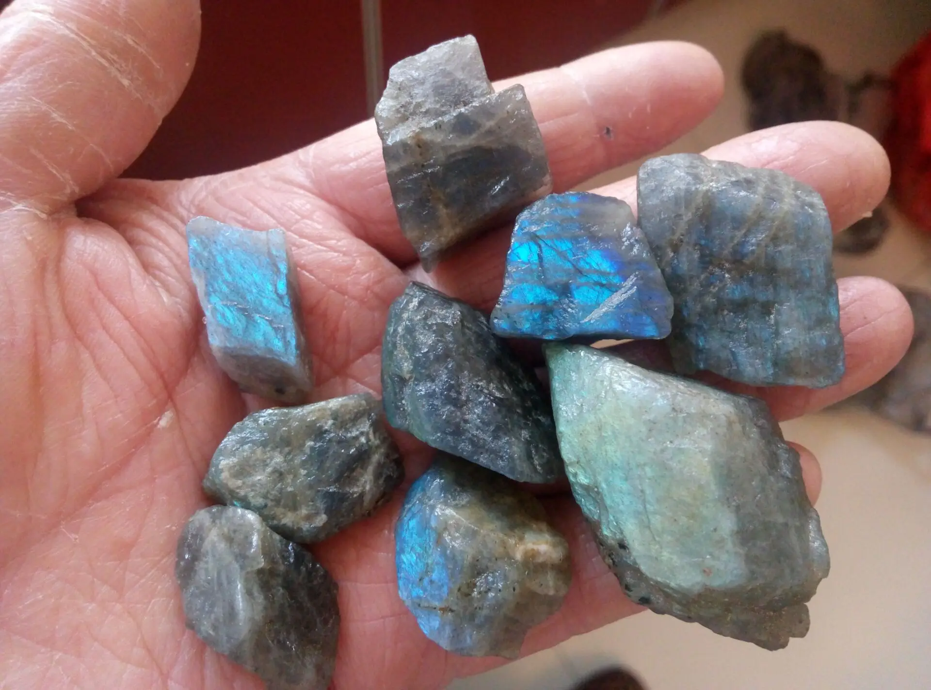 Фунтов необработанный разноцветный натуральный лунный камень лабрадорит