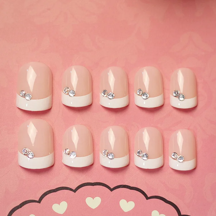 24 шт. Красота светильник белого цвета с короткими французский накладные ногти