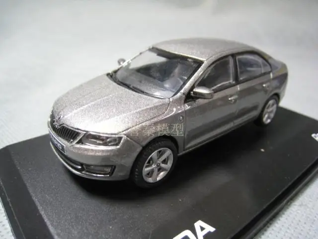 ABREX 1/43 масштаб SKODA RAPLD литой металлический автомобиль модель игрушки для коллекции, подарок, дети