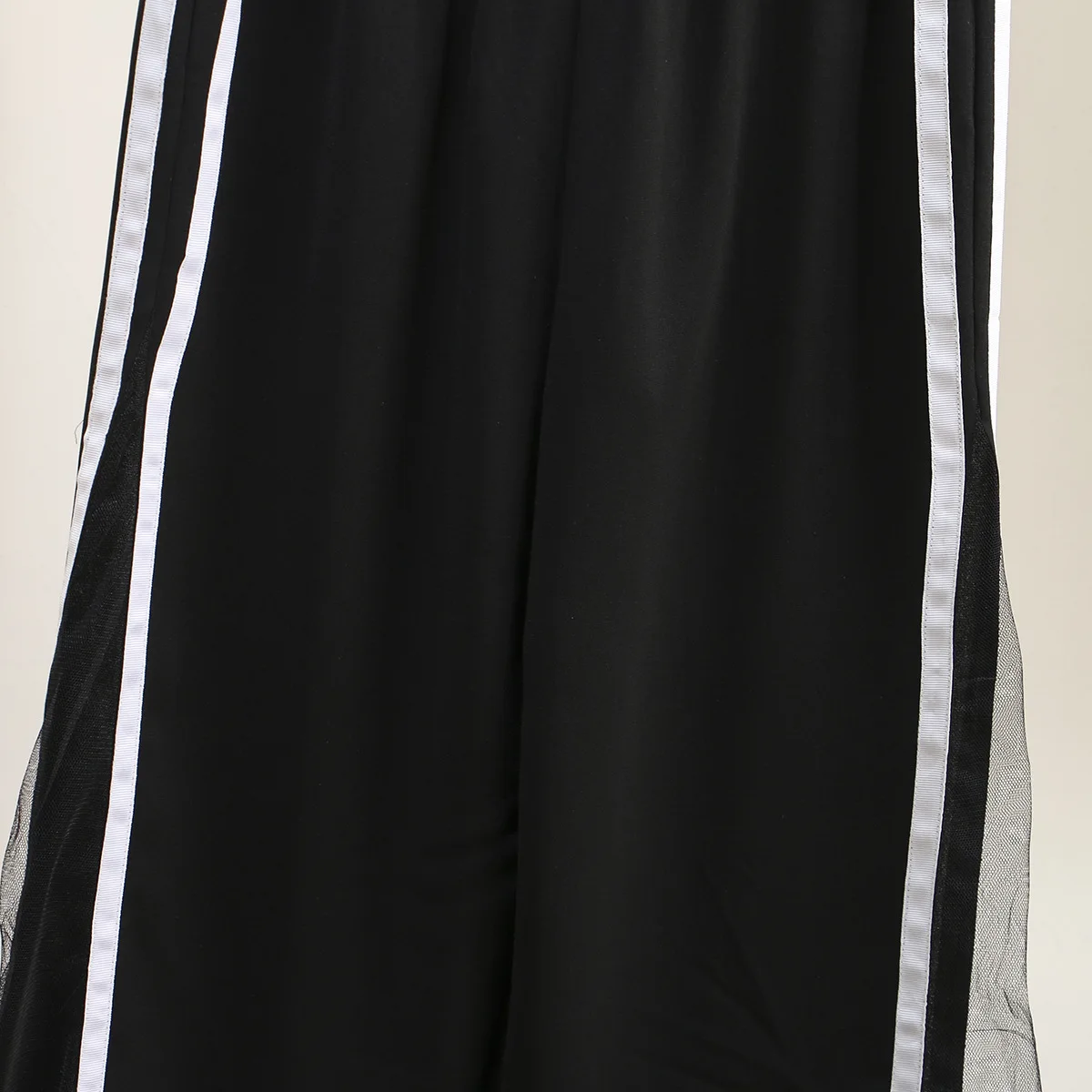 Женские брюки с широкими штанинами летние большого размера разрезом сбоку