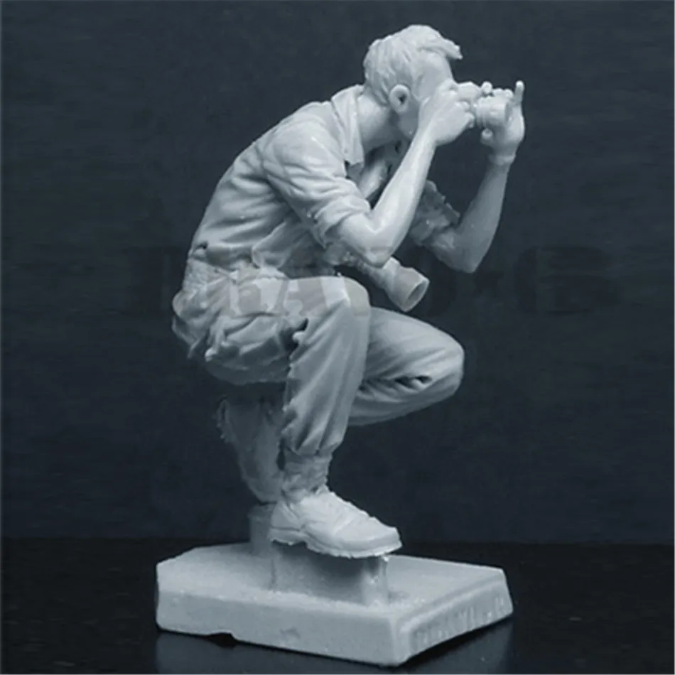 Фигурка из смолы для фотографа &quotWar Reporter&quot набор моделей в масштабе 1/35 Сборная