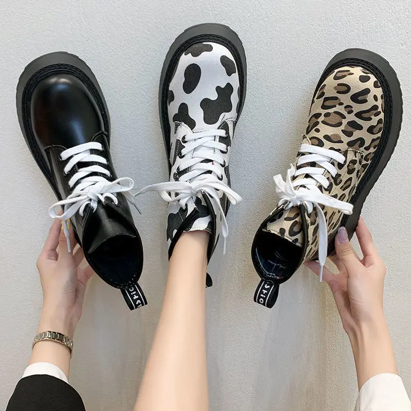 

2021 Women Leopard Platform Round Toe Motorcycle Boots Fashion New Spring Autumn Chunky Shoes Ladies Lace-Up Ankel Booties