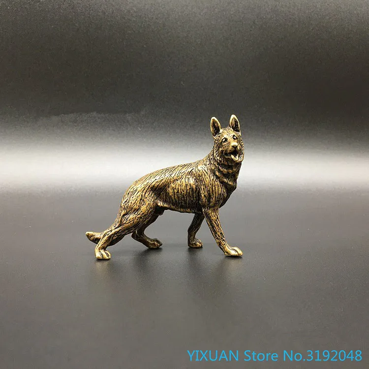 

Exquisite carving of pure copper wolf home decoration crafts