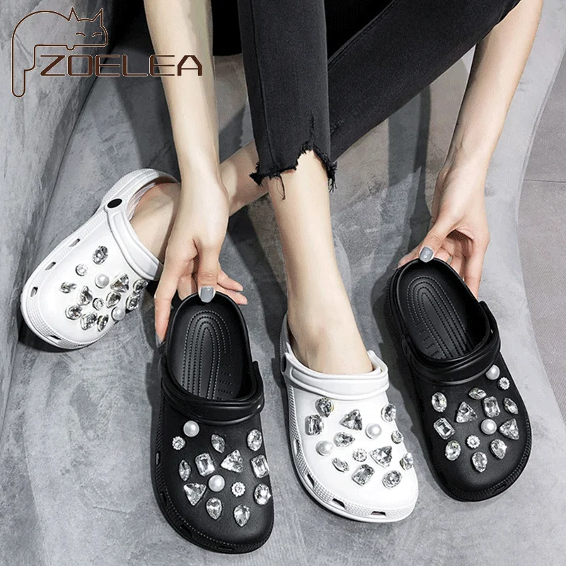 

2021 Fashion Women Rhinestone Design Clogs Women Sandals Summer Women's Slip on Casual Garden Clogs Waterproof Shoes