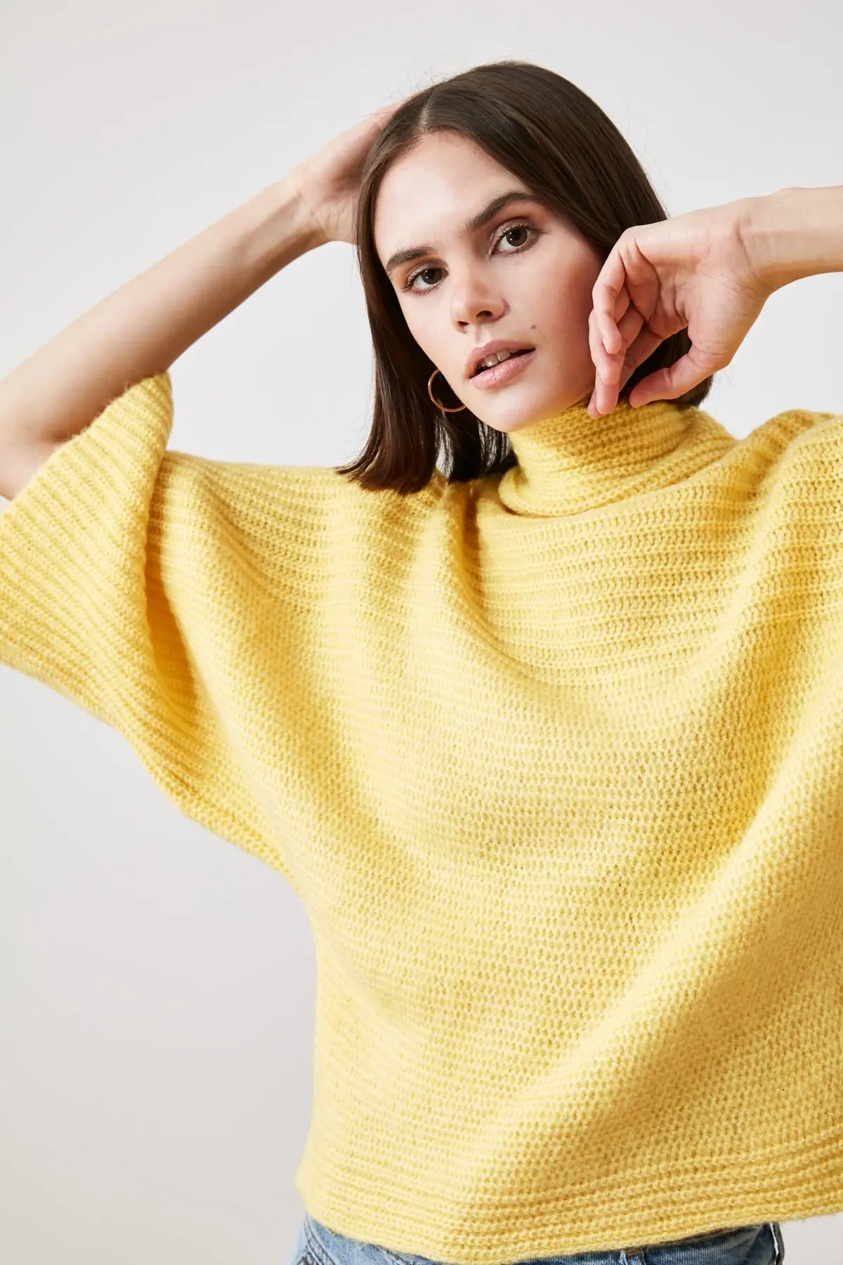 

Trendyol Turtleneck Knitwear Sweater TWOAW21KZ2388