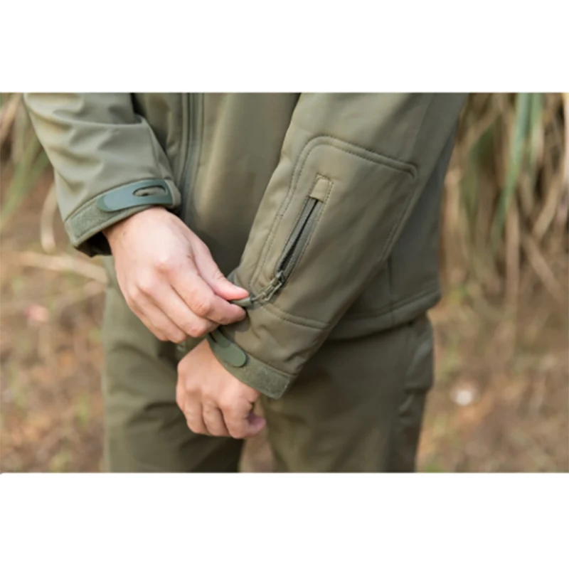 

Men's Winter Jacket Waterproof Soft Shell Jacket Solid breaker Hunt Clothes Army Camouflage Jacket and Coat Military Tactical