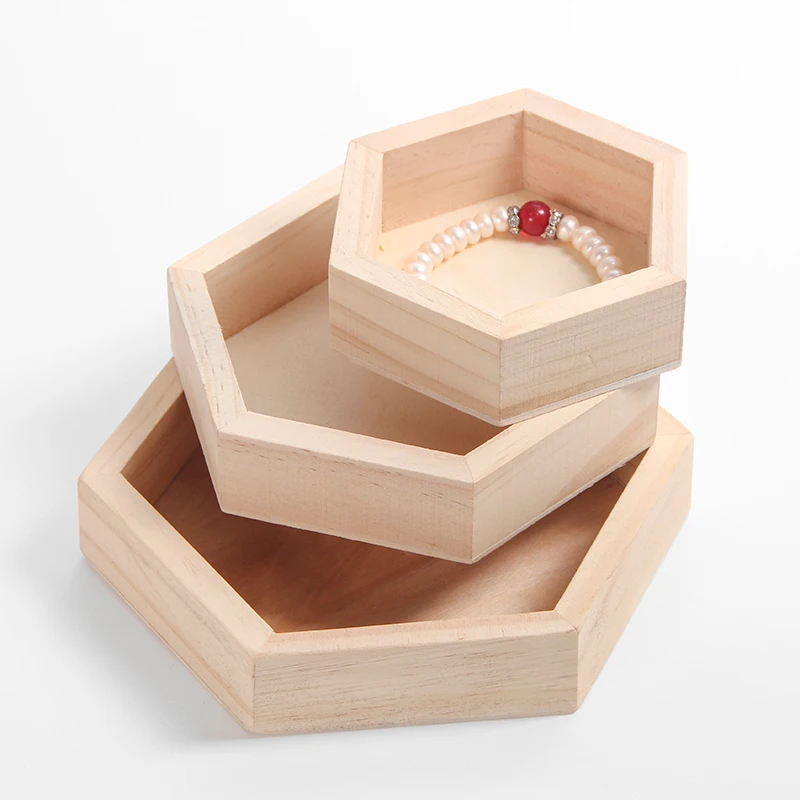 

Деревянная шестиугольная витрина для ювелирных аксессуаров, лоток для хранения ожерелий, серег, браслетов, органайзер для коллекции подвес...
